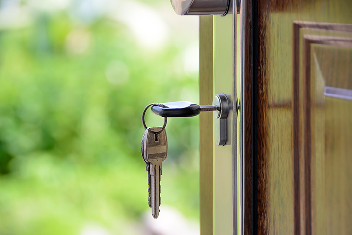 A2B Locks are able to provide local locksmiths in Dulwich Village to repair your broken locks. 